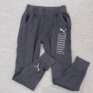 Puma gray pull on jogger sweatpants boy’s size medium 8-10